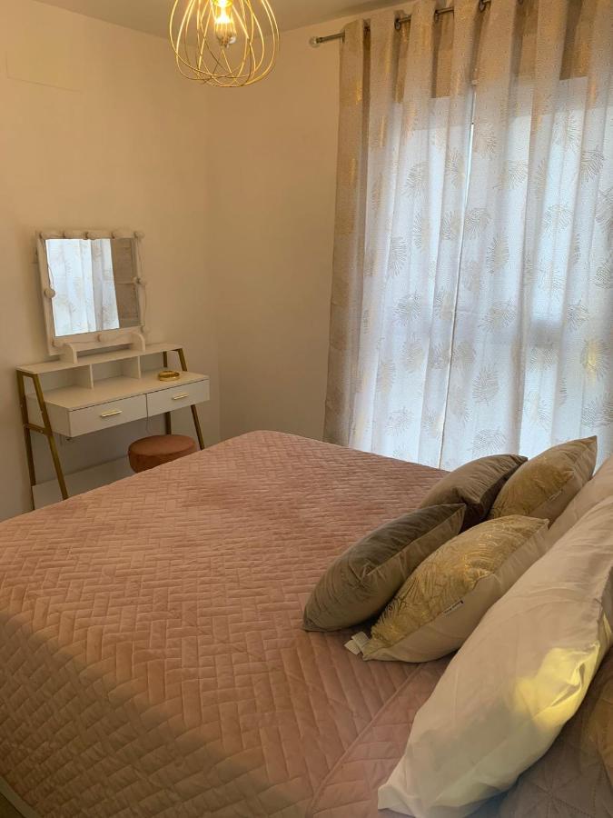 Los Boliches Holidays Suites Фуенхірола Екстер'єр фото