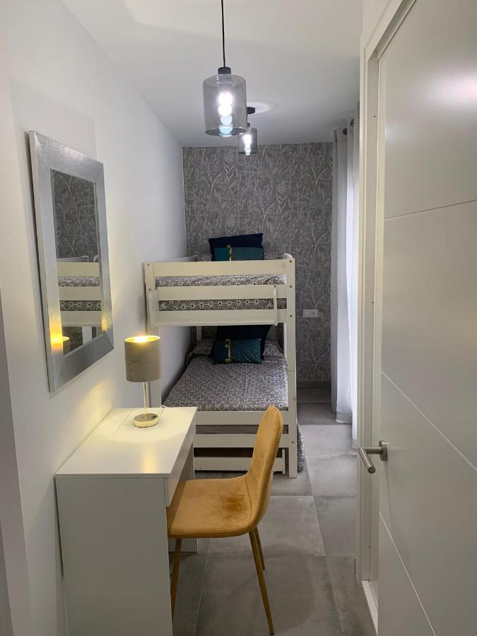 Los Boliches Holidays Suites Фуенхірола Екстер'єр фото