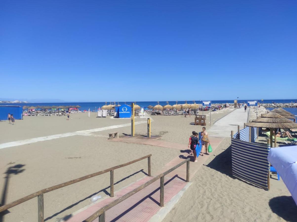 Los Boliches Holidays Suites Фуенхірола Екстер'єр фото